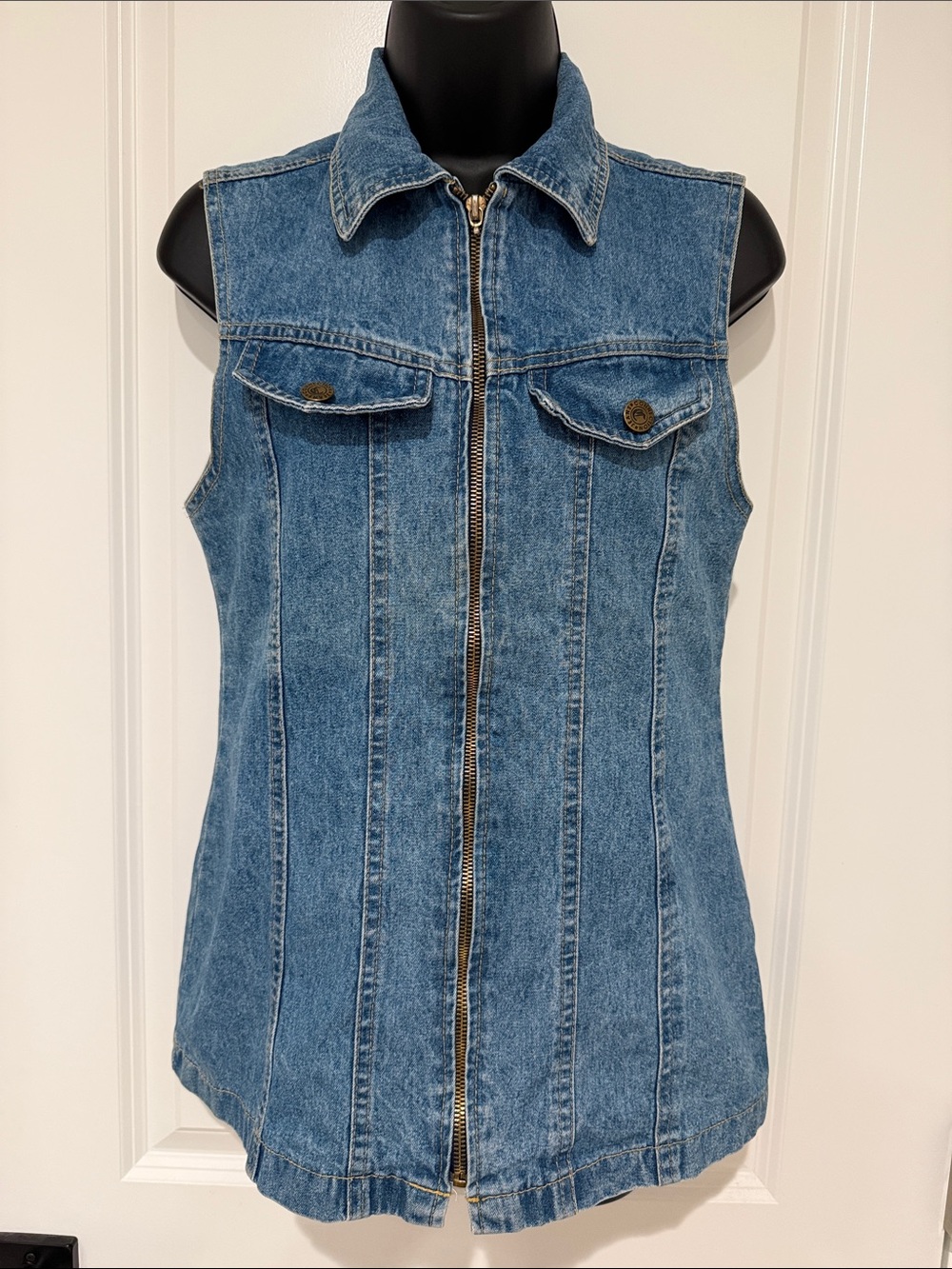 Connection Jeans Made In USA Vintage Zip Ip Vest